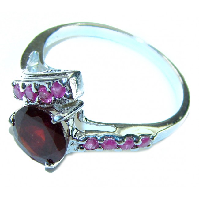 Rose Garden 2.5 carat Authentic Garnet .925 Sterling Silver handcrafted Ring size 6 1/4