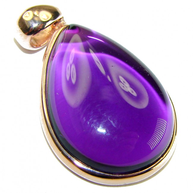 Beautiful Simplicity 17.5 carat Amethyst 14K Gold over .925 Sterling Silver handcrafted Pendant