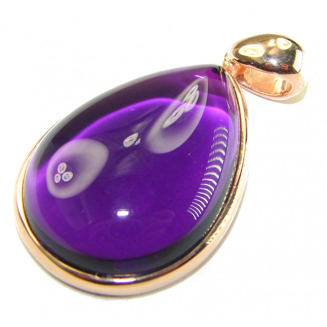 Beautiful Simplicity 17.5 carat Amethyst 14K Gold over .925 Sterling Silver handcrafted Pendant