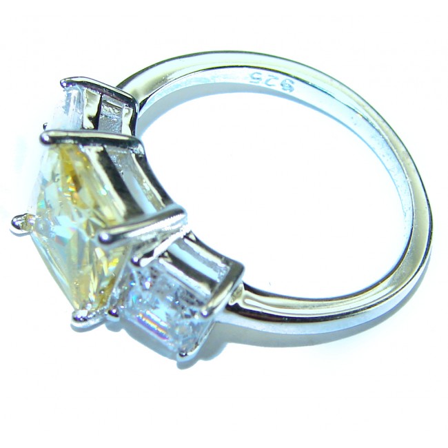 Endless Love 4.5 carat Heart cut Yellow Sapphire .925 Sterling Silver handcrafted ring; s. 7 - photo 1