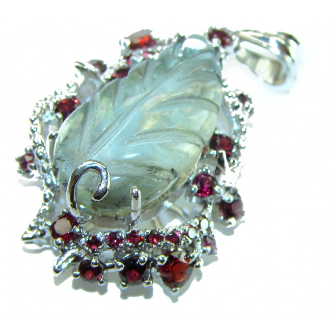Back to Nature 22.5 carat carved Green Amethyst Garnet .925 Sterling Silver handmade Pendant - photo 2