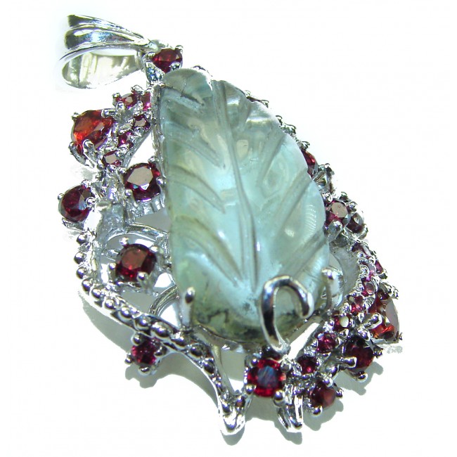 Back to Nature 22.5 carat carved Green Amethyst Garnet .925 Sterling Silver handmade Pendant - photo 1