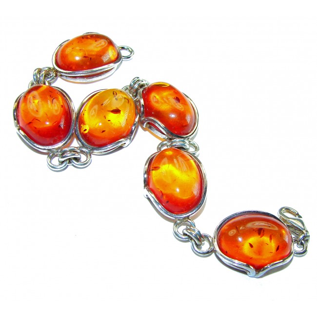Excellent quality Baltic Amber .925 Sterling Silver entirely handcrafted Bracelet - Close-up of Baltic Amber bracelet in sterling silver setting.