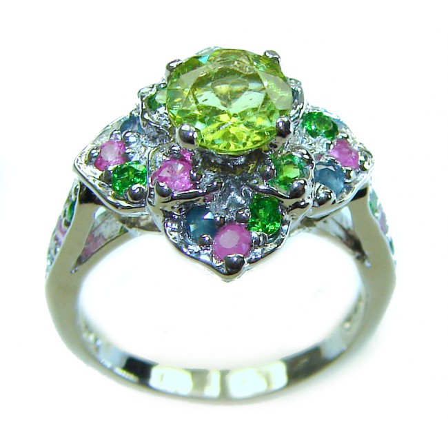 Floral design authentic 11.9 carat Peridot .925 Sterling Silver handmade Ring s. 4 3/4