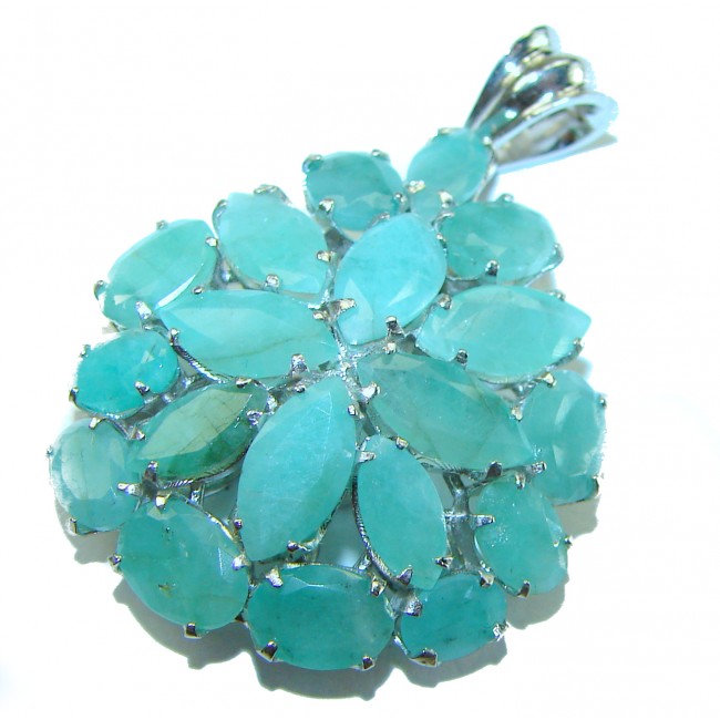 Spectacular 18.8 carat authentic Colombian Emerald .925 Sterling Silver handcrafted Pendant - Close-up of a Colombian emerald pendant in silver setting.