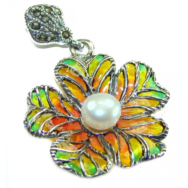 Masterpiece! Authentic Pearl Enamel .925 Sterling Silver handcrafted Pendant - Colorful enamel flower pendant with pearl center, top view.