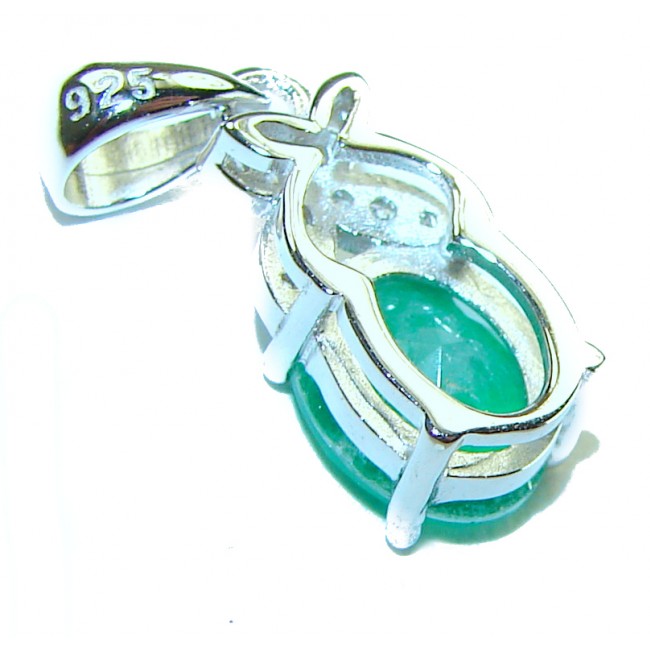 Luxurious 2.3 carat Colombian Emerald White Sapphire .925 Sterling Silver handcrafted pendant - Side view of 2.3 carat Colombian emerald pendant with .925 silver setting.