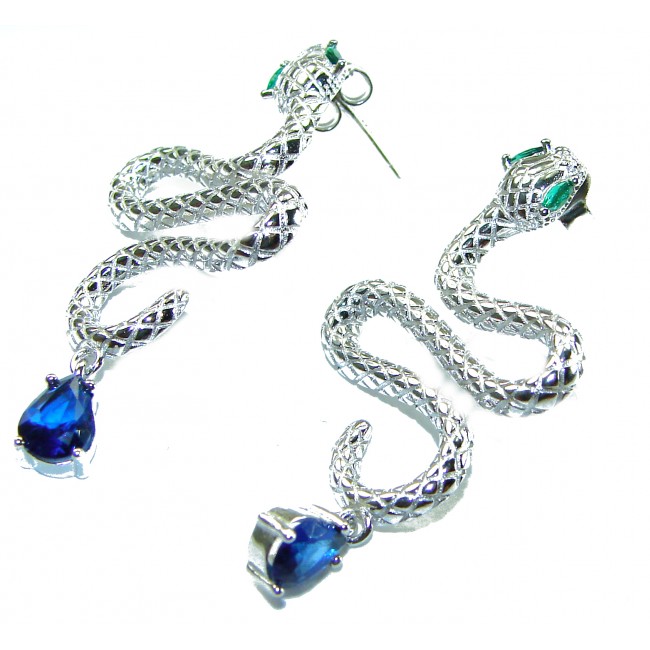 Golden Cobra Snakes 1.5 carat Sapphire .925 Sterling Silver earrings - Snake earrings with sapphire, front view, intricate silver design