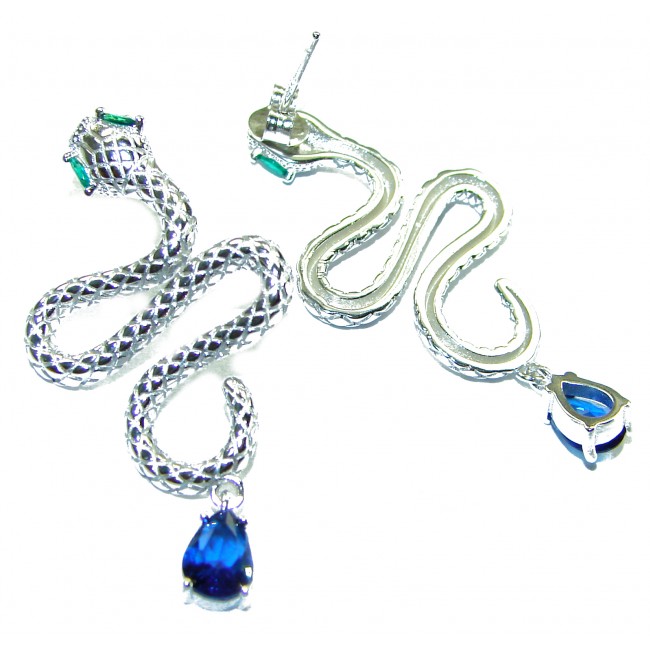 Golden Cobra Snakes 1.5 carat Sapphire .925 Sterling Silver earrings - Snake-shaped earrings with sapphire and emerald detail, top view.