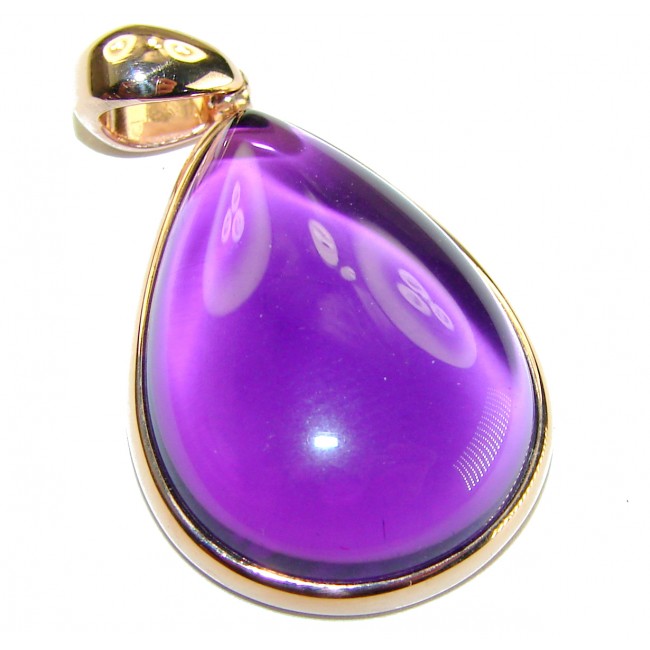 Beautiful Simplicity 22.5 carat Amethyst 14K Gold over .925 Sterling Silver handcrafted Pendant