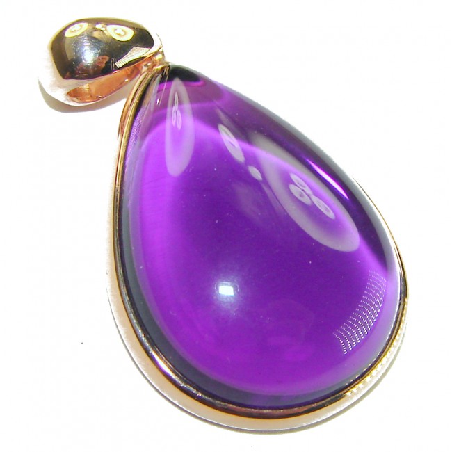 Beautiful Simplicity 22.5 carat Amethyst 14K Gold over .925 Sterling Silver handcrafted Pendant