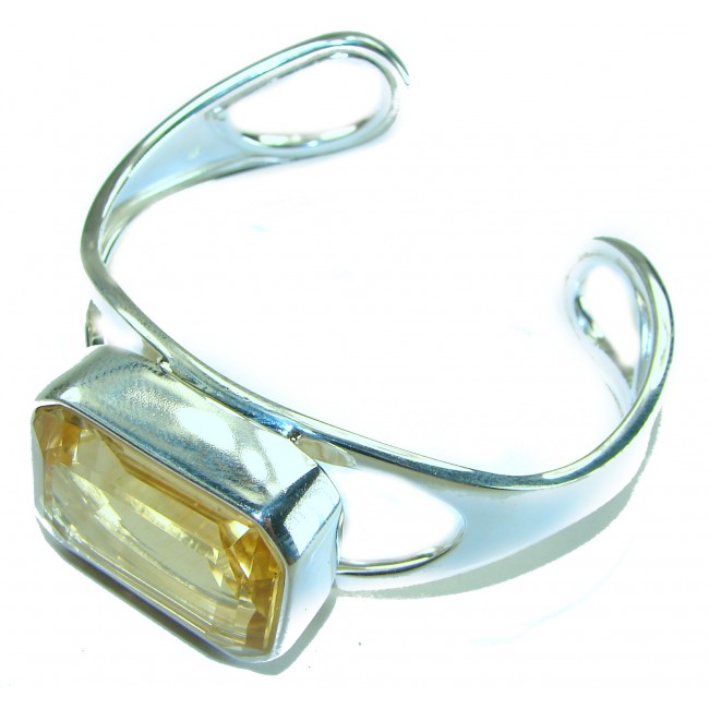 Luxurious Genuine 41.2.6 CARAT Lemon Quartz .925 Sterling Silver handcrafted Bracelet / Cuff - Side view of Lemon Quartz Sterling Silver bracelet