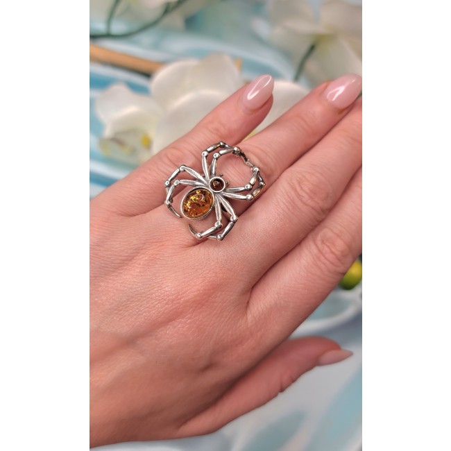 Golden Spider Authentic Baltic Amber .925 Sterling Silver handcrafted ring; s. 7 adjustable - Spider-shaped amber ring in sterling silver, worn on hand.