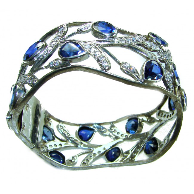 Blue Melody 85.2 carat - natural Sapphire .925 Sterling Silver handmade bangle Bracelet