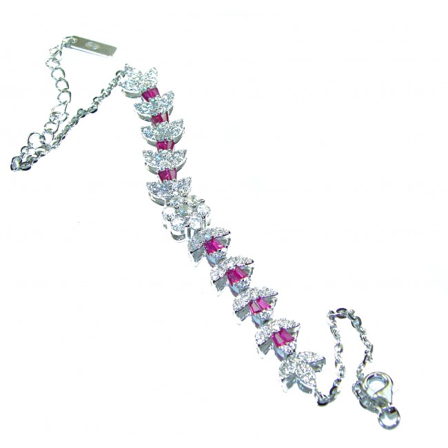 Art Deco - Luxurious natural 11.5 carat Ruby .925 Silver handcrafted bracelet - Art Deco silver bracelet with ruby and diamond detail, side view.