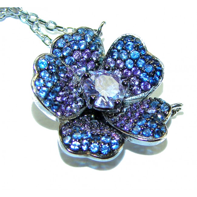 Blue Flower 10.2 carat Sapphire .925 Sterling Silver Necklace