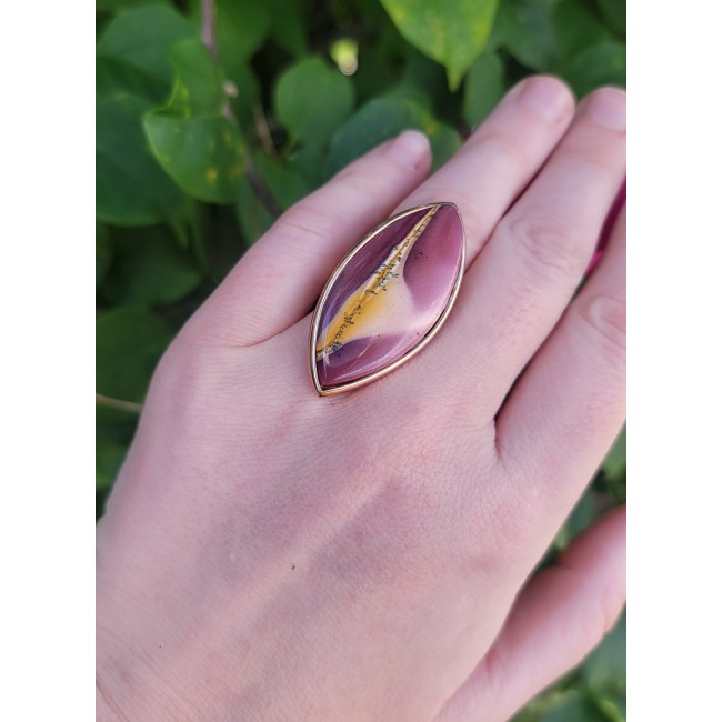 25.8 carat Mookaite .925 Sterling Silver brilliantly handcrafted ring s. 7 adjustable