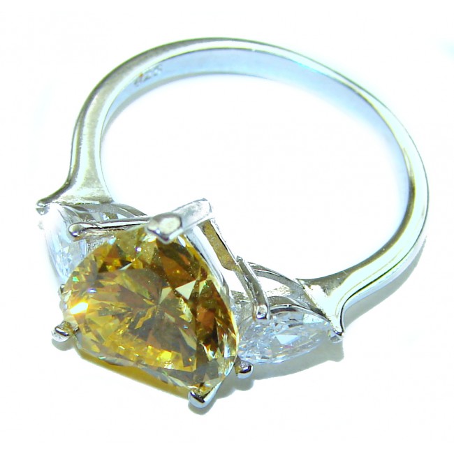 Endless Love 4.5 carat Heart cut Yellow Sapphire .925 Sterling Silver handcrafted ring; s. 8 - photo 1