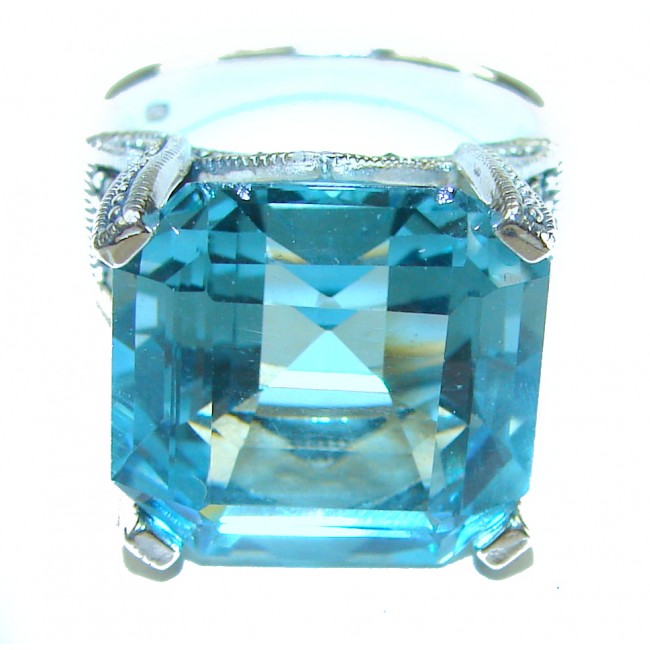 U R my LOve Angel Blue 21.8 carat Swiss Blue Toapz .925 Sterling Silver handcrafted Large ring size 8 - Close-up of Swiss Blue Topaz ring, 21.8 carat, in .925 silver setting.