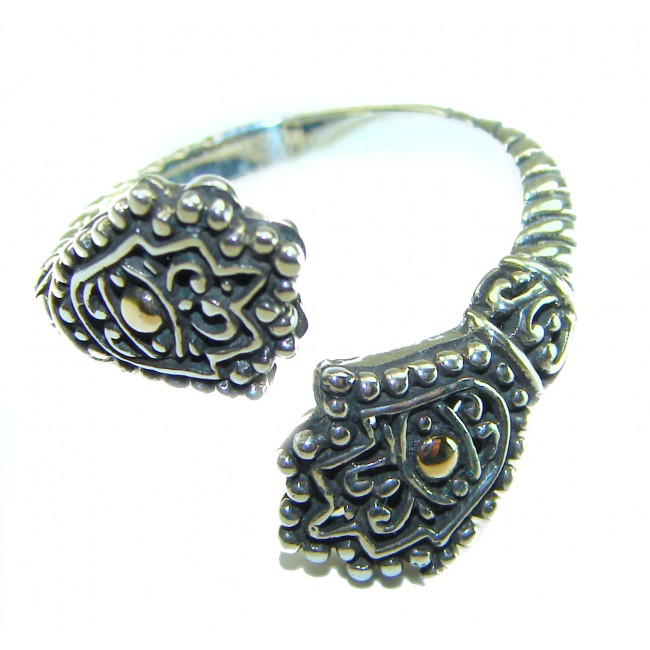 Precious - Bali made 2 tones .925 Sterling Silver handcrafted Ring s. 8 1/4 - Close-up of Bali crafted two-tone .925 sterling silver bracelet.