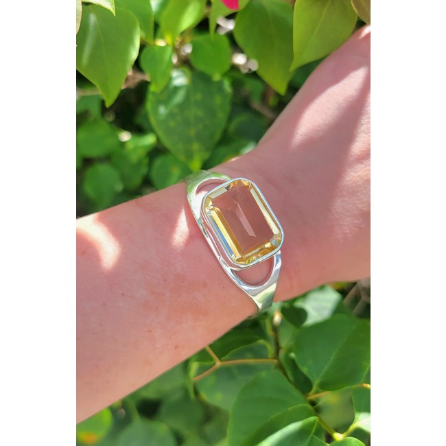 Simplicity 61.5 carat Genuine Lemon Quartz handcrafted .925 Sterling Silver Bracelet / Cuff - photo 2