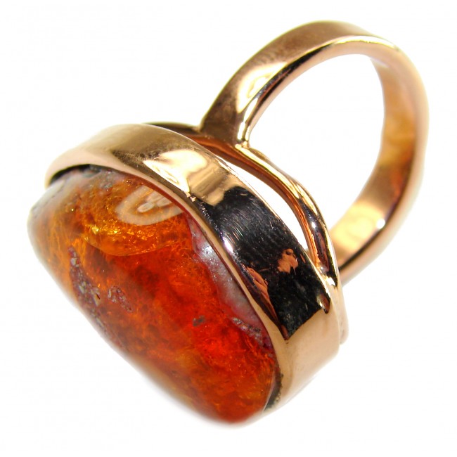 Queen of Fire best quality 29.4 carat Mexican Opal 18k Rose Gold over .925 Sterling Silver handmade ring 8 adjustable - Side view of 29.4 carat Mexican Opal in 18k rose gold setting.