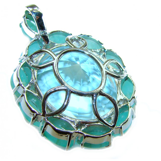 Eau Pure authentic 29.5 carat Aquamarine Emerald .925 Sterling Silver Handcrafted pendant - Aquamarine turtle pendant, close-up, sterling silver, blue-green stones