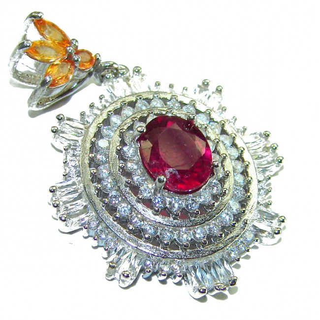 Melody - Vintage Design 7.4 CARAT Garnet .925 Sterling Silver handcrafted Pendant - Close-up of vintage design garnet pendant in sterling silver.