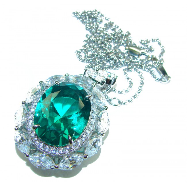 Vintage design - genuine oval cut 22.7 carat Chrome Diopside .925 Sterling Silver handcrafted Necklace