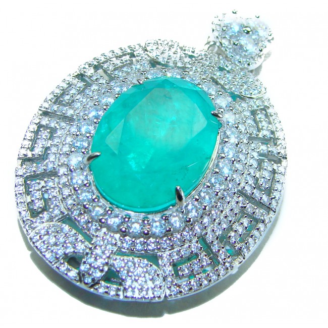 Luxurious 18.5 carat Emerald White Sapphire .925 Sterling Silver handcrafted pendant - Close-up of luxurious emerald and sapphire pendant in sterling silver.