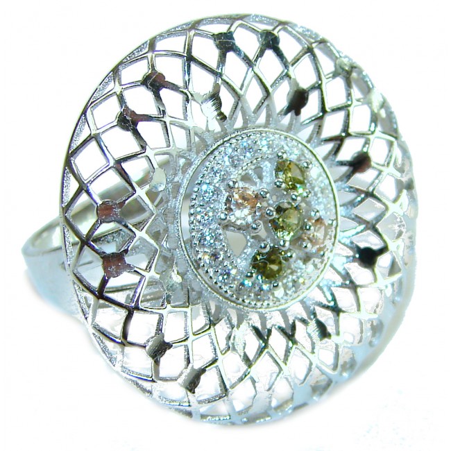 1.8 carat yellow Sapphire .925 Sterling Silver brilliantly handcrafted ring s. 8 - Side view of 1.8 carat yellow Sapphire and .925 Sterling Silver ring.