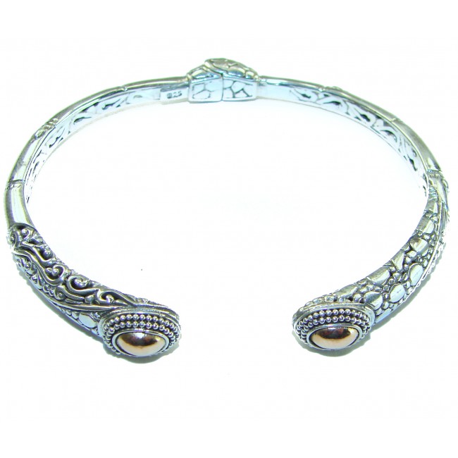 Bali Legacy 2 tones .925 Sterling Silver handcrafted bracelet - Top view of Bali Legacy two-tone sterling silver bracelet.