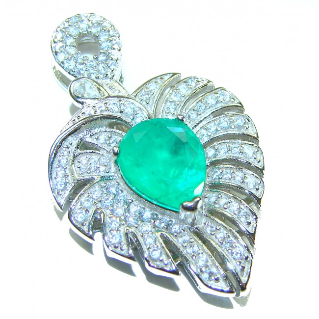 Luxurious Heart Genuine 5.2 carat Colombian Emerald .925 Sterling Silver Statement pendant - photo 3