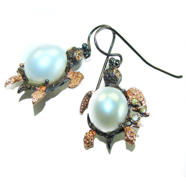 Sea Turtle Natural round cut 1.2 carat White Mother of Pearl 2 tones .925 Sterling Silver handcrafted earrings - photo 2