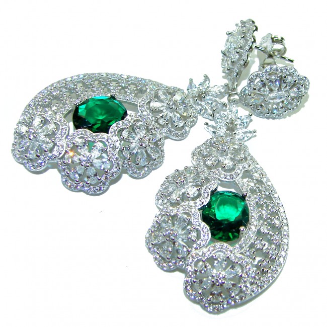 Special design! Opera - Precious - 11.8 carat Emerald .925 Sterling Silver handcrafted Statement earrings - Close-up of ornate earrings with 11.8 carat emerald stones.