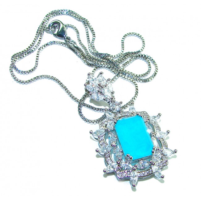 Vintage style - Timless Beauty 15.5 carat Emerald .925 Sterling Silver handcrafted Statement necklace