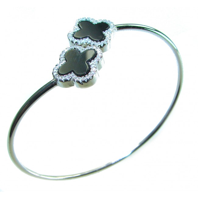 A black four-leaf clover Onyx .925 Sterling Silver handcrafted Bracelet