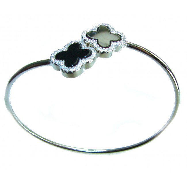 A black four-leaf clover Onyx .925 Sterling Silver handcrafted Bracelet