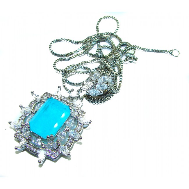 Vintage style - Timless Beauty 15.5 carat Emerald .925 Sterling Silver handcrafted Statement necklace