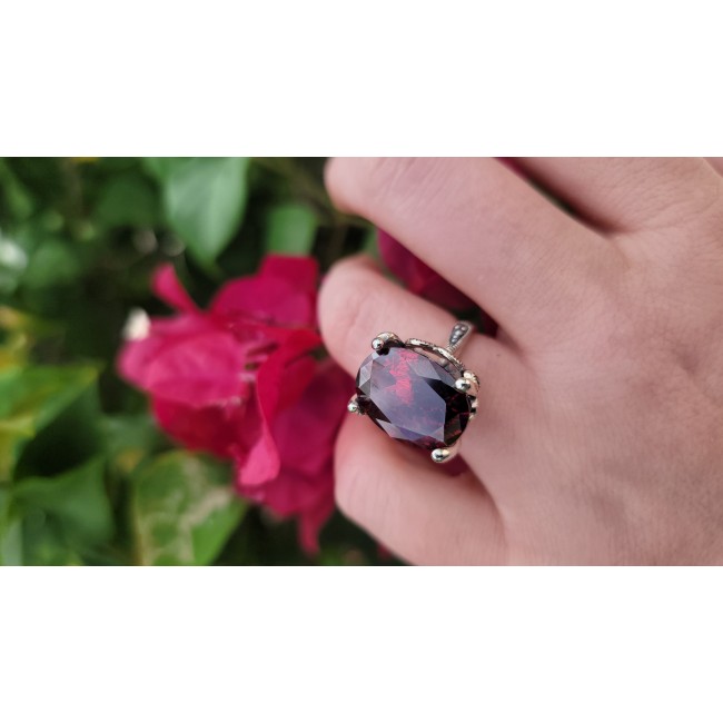Bella Rosa Genuine 14.5 CARAT Ruby .925 Sterling Silver Large Statement Ring size 7