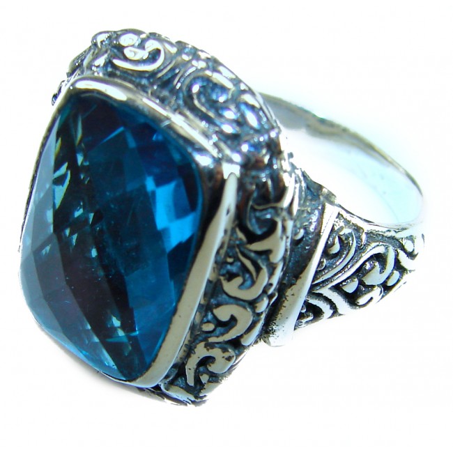 Blue Dreamer 25.5 carat London Blue Topaz .925 Sterling Silver Perfectly handcrafted Ring s. 7 1/2 - photo 1