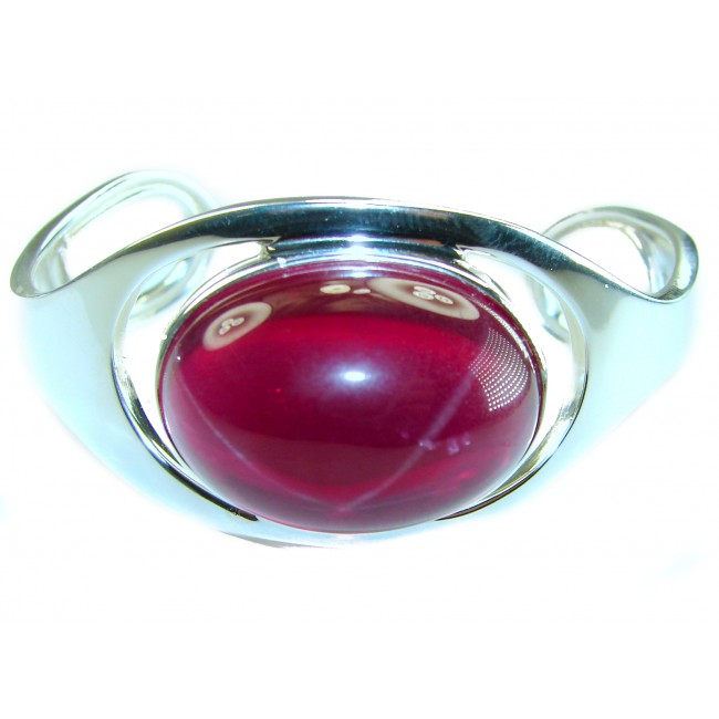 Very Rare - Bellezza Genuine 44.5 CARAT Star Ruby .925 Sterling Silver HUGE Bracelet / Cuff - Close-up of Bellezza 44.5 carat star ruby with .925 silver setting.