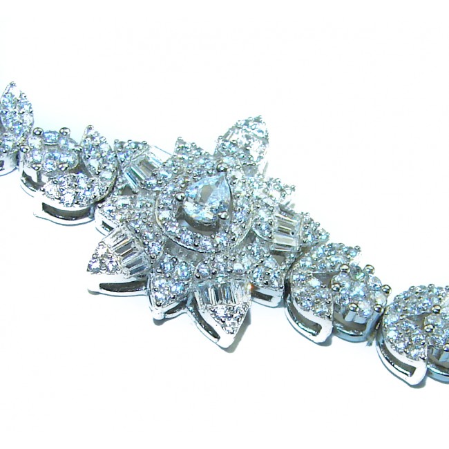 Luxurious 5.9 carat White Topaz .925 Sterling Silver handcrafted Bracelet