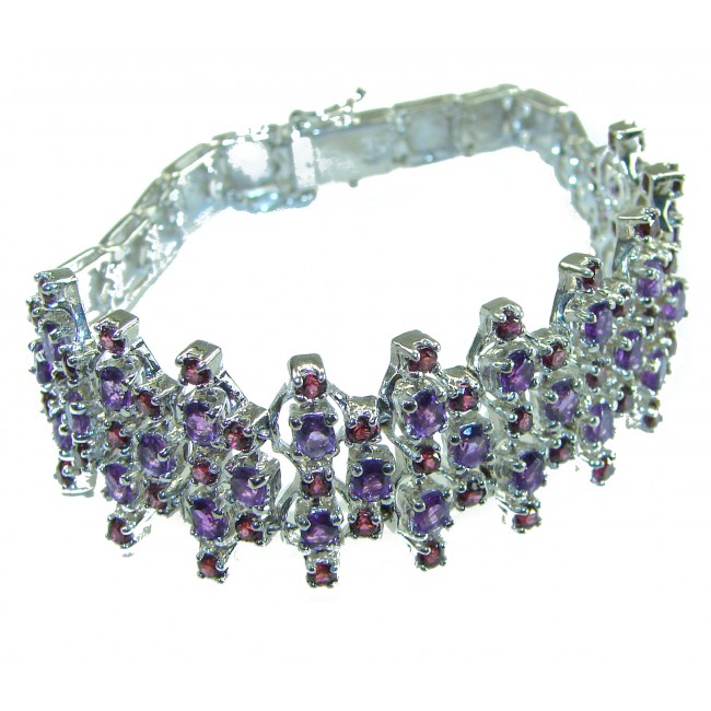 Great Masterpiece 103.5 carat genuine authentic Amethyst .925 Sterling Silver handmade Statement Bracelet - Side view of Great Masterpiece 103.5 carat Amethyst bracelet.