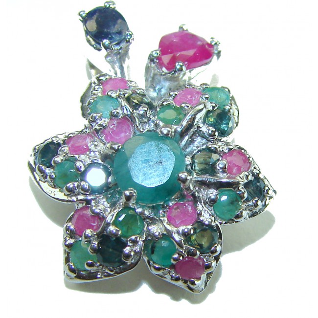 Authentic 10.5 carat Ruby Emerald Sapphire .925 Sterling Silver handcrafted Pendant - Close-up of flower-shaped ruby, emerald, sapphire sterling silver ring