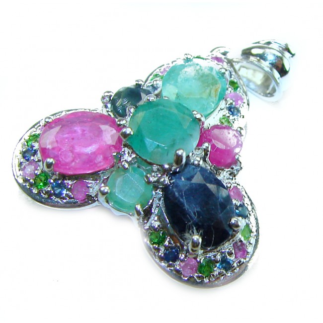 Authentic 12.5 carat Emerald Sapphire .925 Sterling Silver handcrafted Pendant - Pendant stone close-up showing emerald and sapphire cluster design