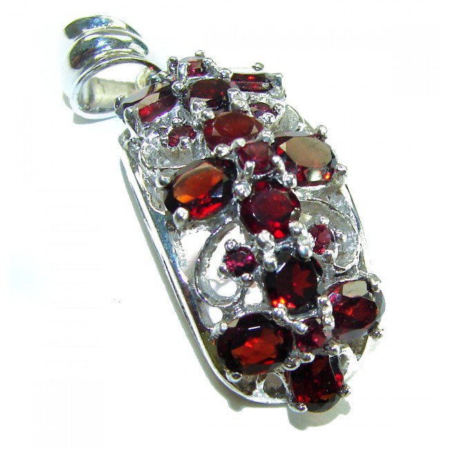 Melody - Vintage Design 8.4 CARAT Garnet .925 Sterling Silver handcrafted Pendant - Side view of Melody vintage design garnet pendant in sterling silver.