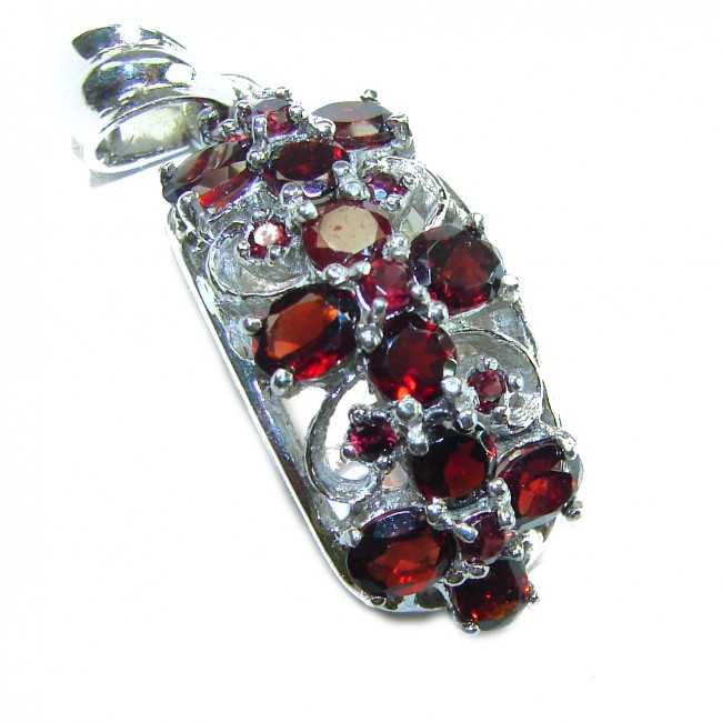 Melody - Vintage Design 8.4 CARAT Garnet .925 Sterling Silver handcrafted Pendant - Vintage garnet pendant, close-up view, in sterling silver setting.