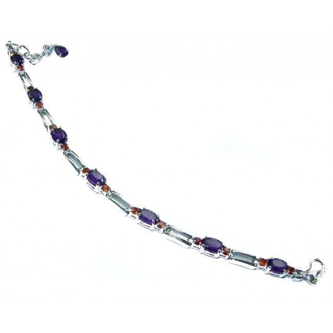 Dolce Vita - Precious Natural 22.5 carat Amethyst .925 Sterling Silver handcrafted bracelet - Bracelet side view with amethyst and silver detail