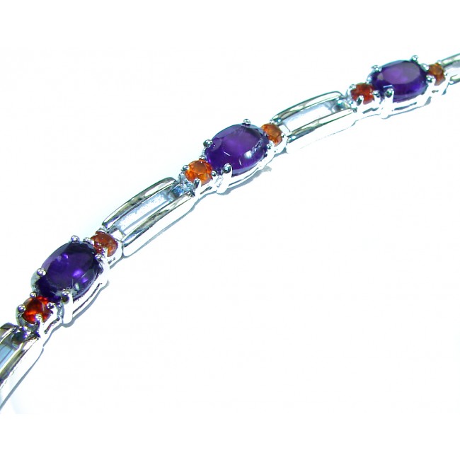 Dolce Vita - Precious Natural 22.5 carat Amethyst .925 Sterling Silver handcrafted bracelet - Side view of Dolce Vita Amethyst bracelet in .925 sterling silver